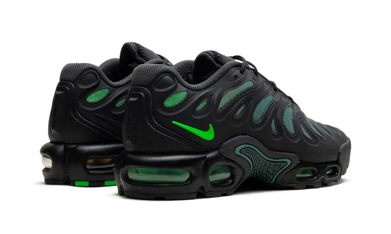 Nike Air Max Plus Drift “Black Volt” (FD4290-006)