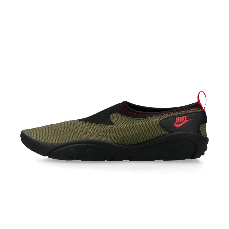 Nike Aqua Turf (medium olive / university red / black) – FZ5627-200