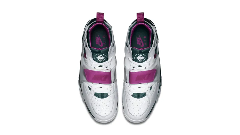 Nike Air Trainer Huarache Berry White/Dk Emerald-Black-Mdm Brry (647591-100)