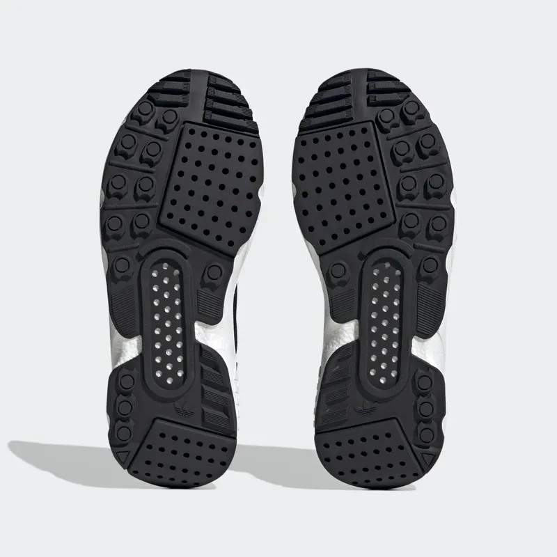 Adidas ZX 22 BOOST Core Black / Cloud White / Cloud White (HP2770)