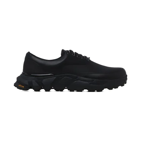 Comme des Garçons Homme mit breiter Sohle “Black” (HPK105001)