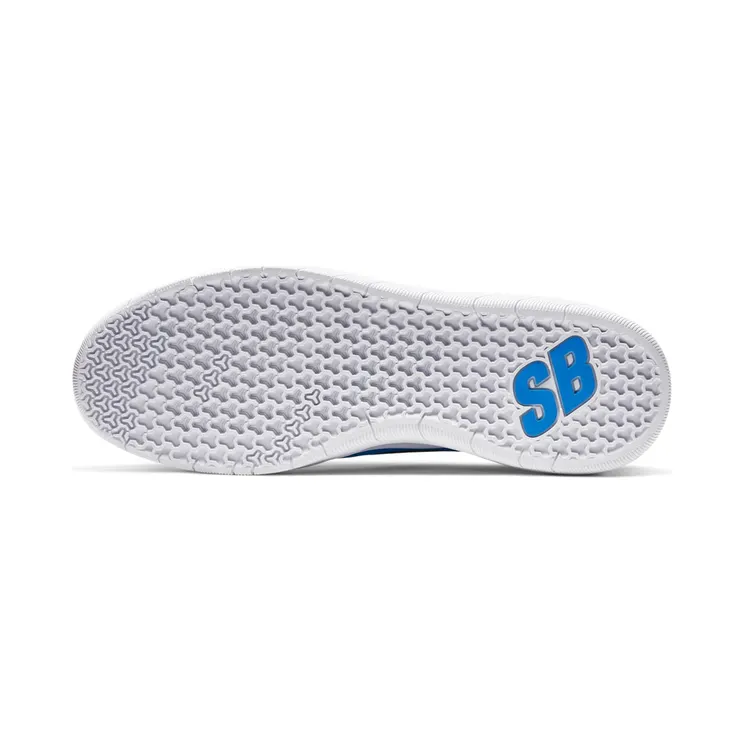 nike-free AA4272-402