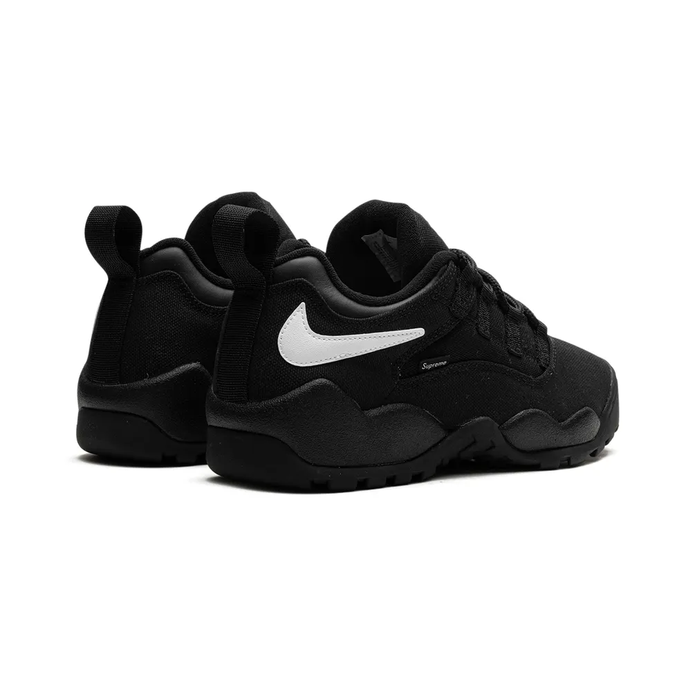Nike SB Darwin Low “Supreme – Black” (FQ3000-001)