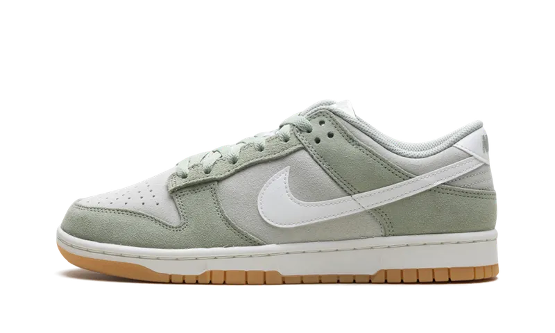 Nike Dunk Low SE “Jade Horizon” (HQ1931-300)