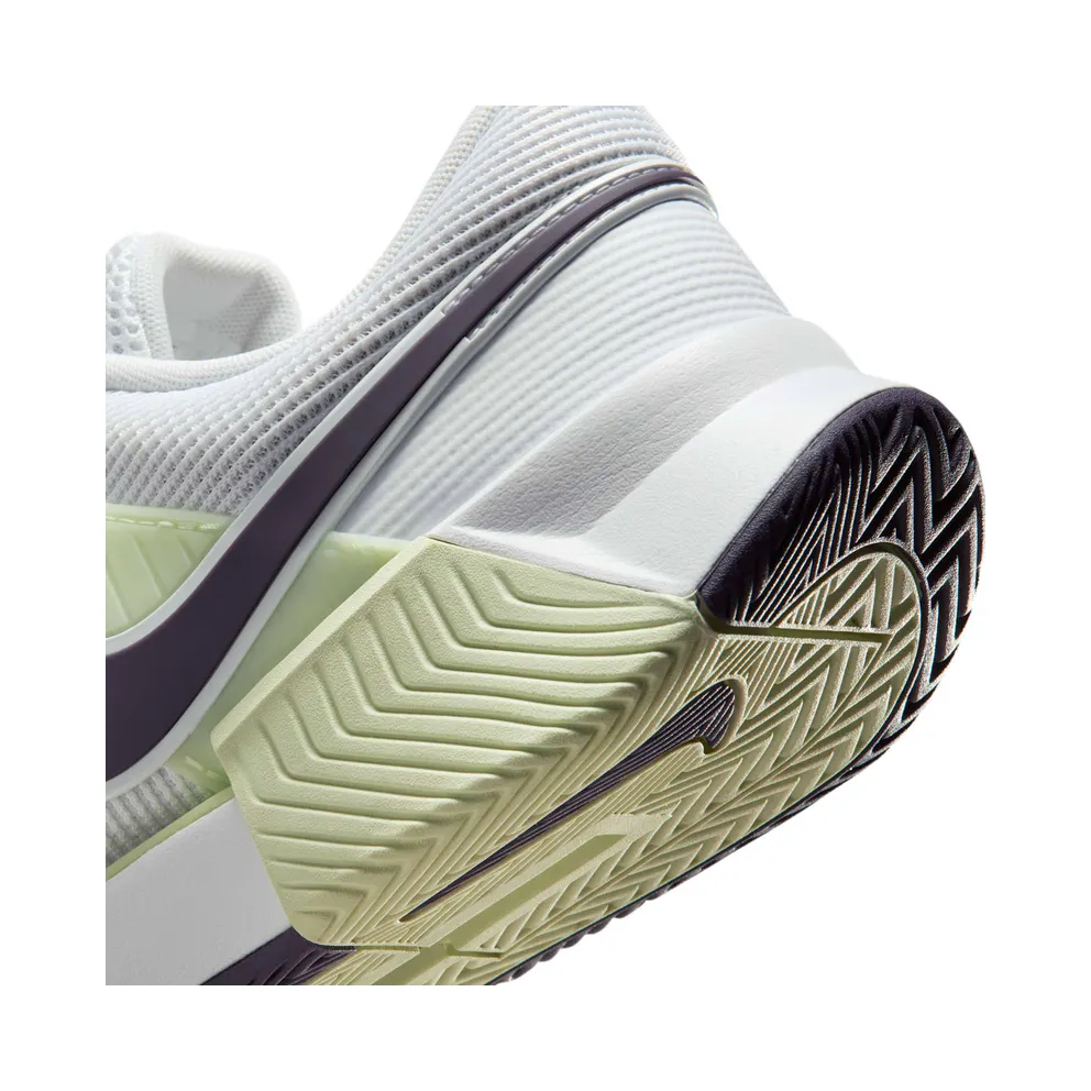 Nike Zoom GP Challenge 1.5 HC White Volt Dark Raisin (IQ5180-108)