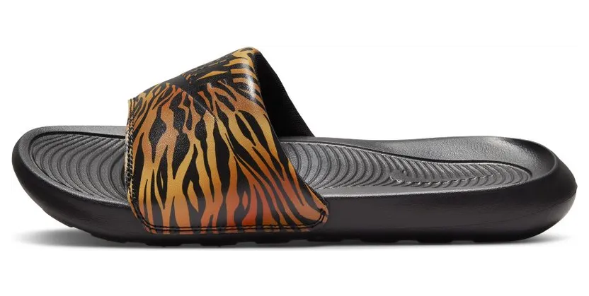 Nike Victori One Schwarz (CN9676-010)