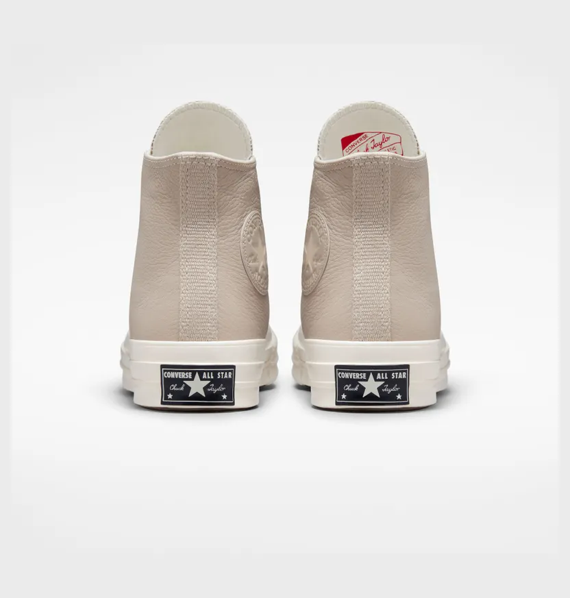 converse-chuck-taylor-all-star A03717C