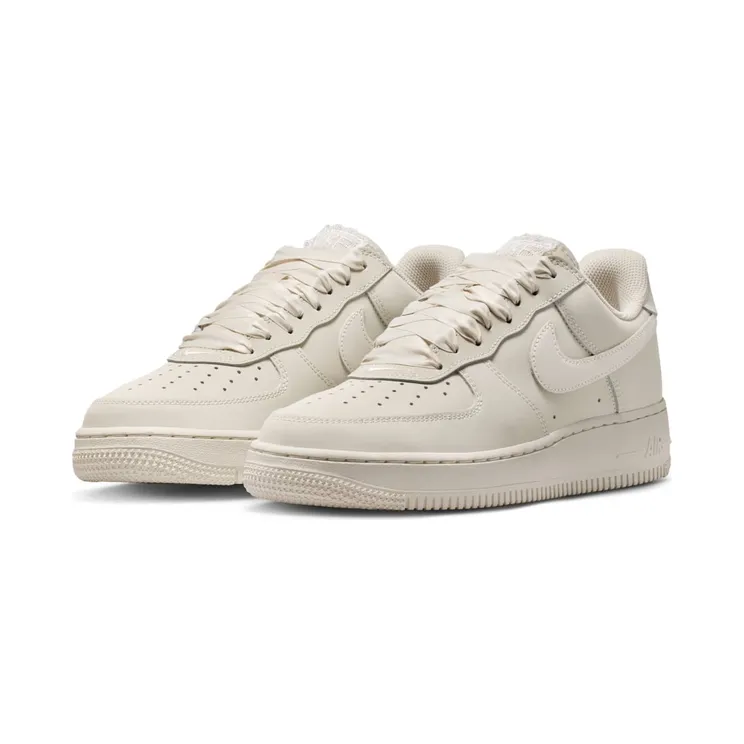 nike-air-force IR0871-100