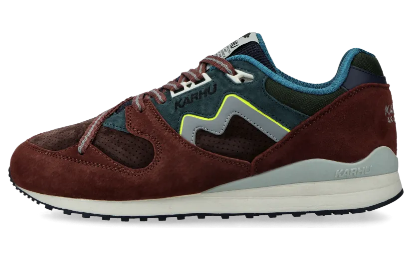 Karhu Synchron Classic (Cappuccino / Foggy Dew) – F802679