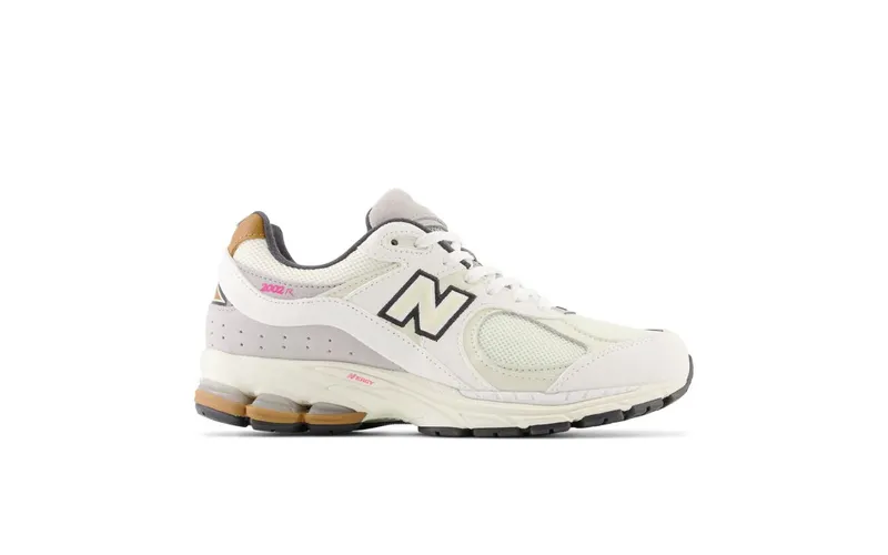 New Balance 2002R “Warm Alpaca” (M2002RQW)