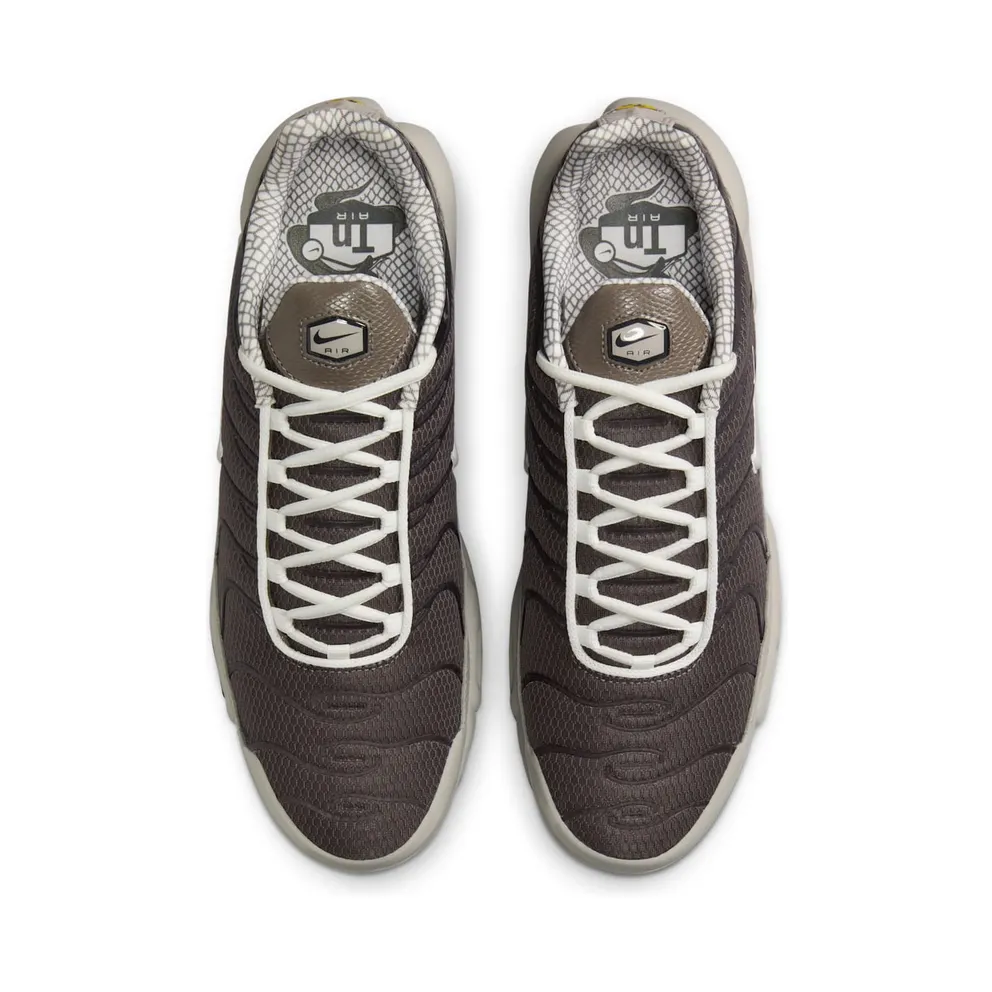Nike Air Max Plus Year of the Snake (IB7679-200)