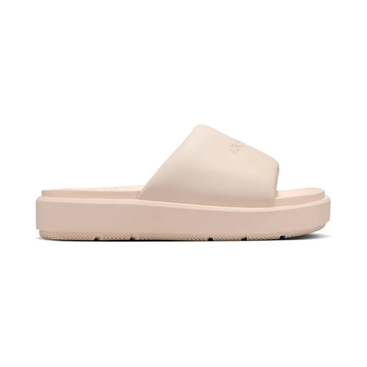 nike-legend FZ7012-200