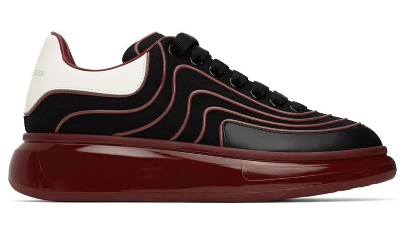 Alexander McQueen Black & Red Oversized 1550 BLK/WE.RED/WHI/ (712531W4U82)