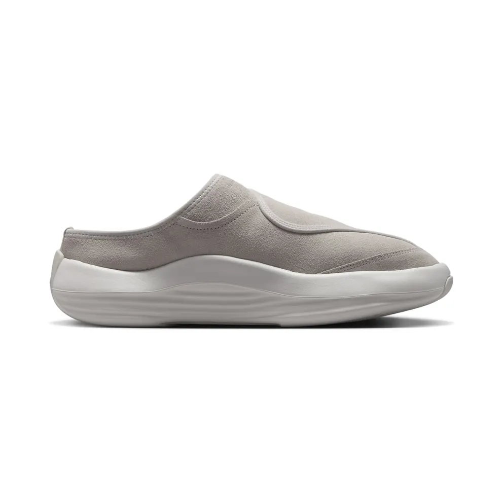 Jordan Future Mule – “Light Iron Ore / Legend Medium Brown / Swan” (HV5073-003)