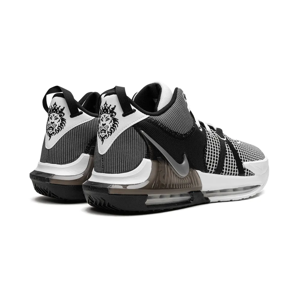 Nike LeBron Witness VII “Metallic Silver” (DM1123-100)