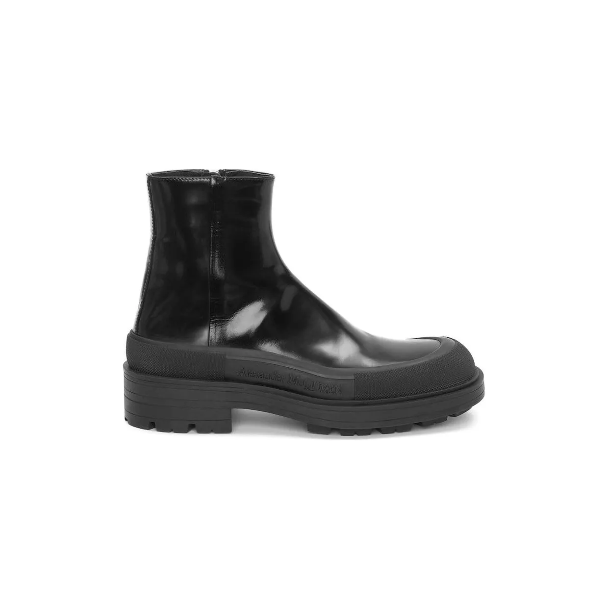 Alexander McQueen Tread Ankle Boots Black (735809WHV7H1000)