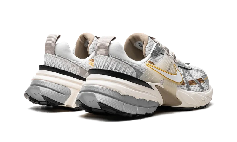 Nike V2K Run “Khaki Metallic Silver” (HJ7245-100)