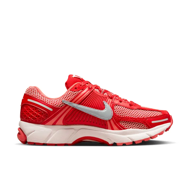 Nike Zoom Vomero 5 PRM “University Red Metallic Silver” (FN6833-657)