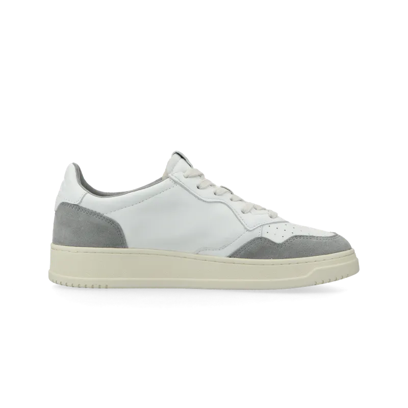 Autry Medalist Low W (goat / suede white / grey) – AULWGS37
