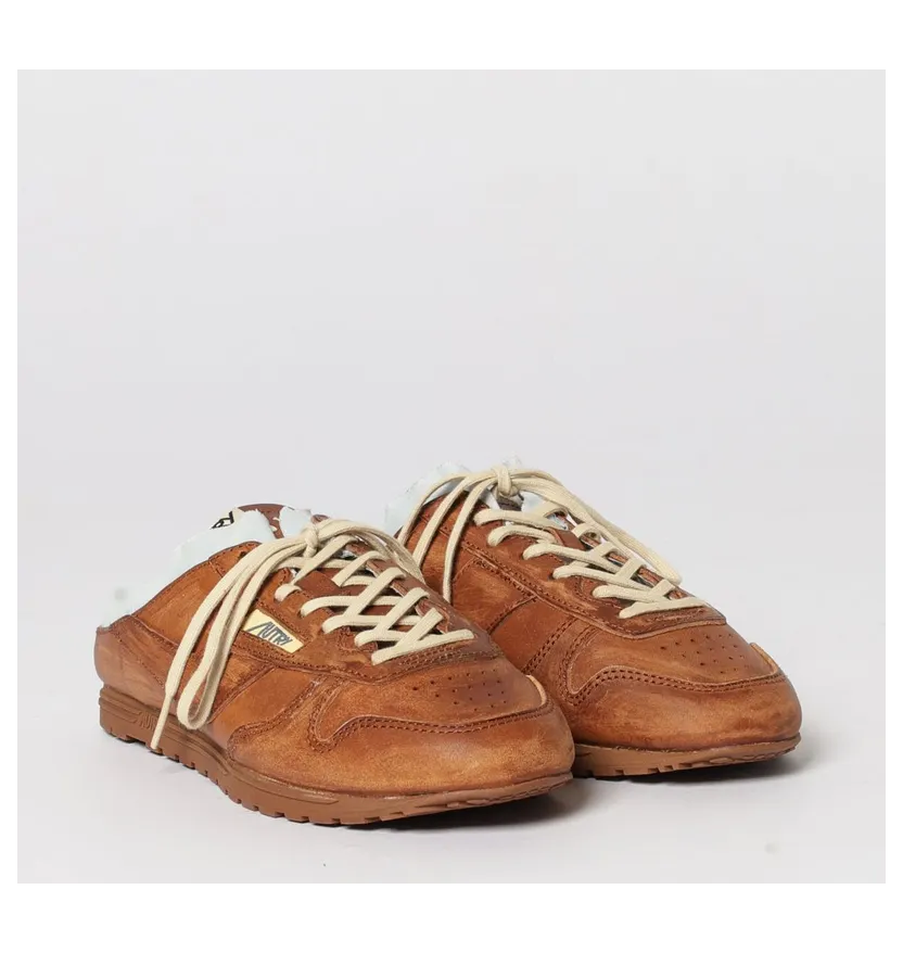 Autry Sneakers Beige (UVLWHV01)
