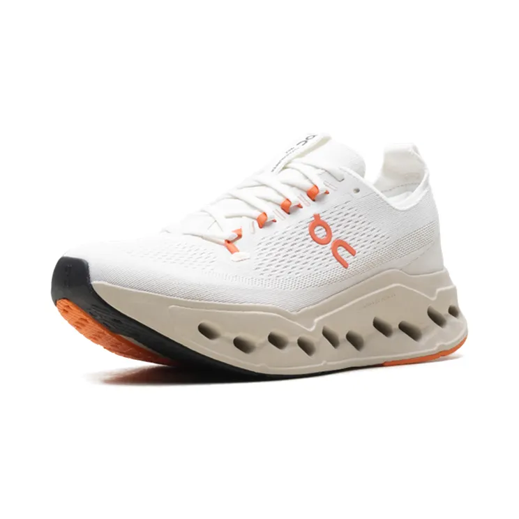 on-cloudsurfer 3WF30223297