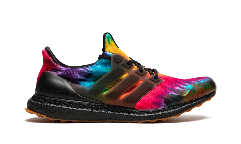 Adidas Ultra Boost “Nice Kicks – Woodstock Black Special Box” (FU9164-A)