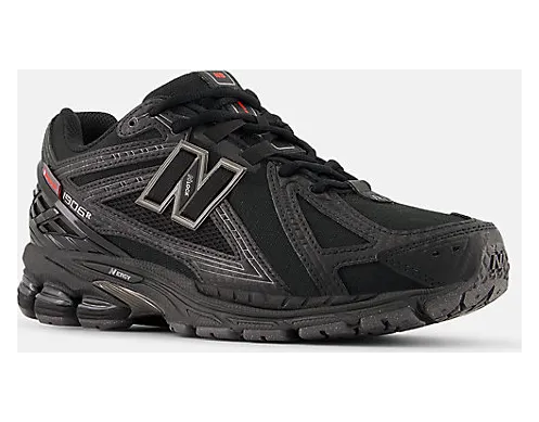 New Balance 1906 “Black Silver Metallic”: heb je die isolatie nodig? (4)