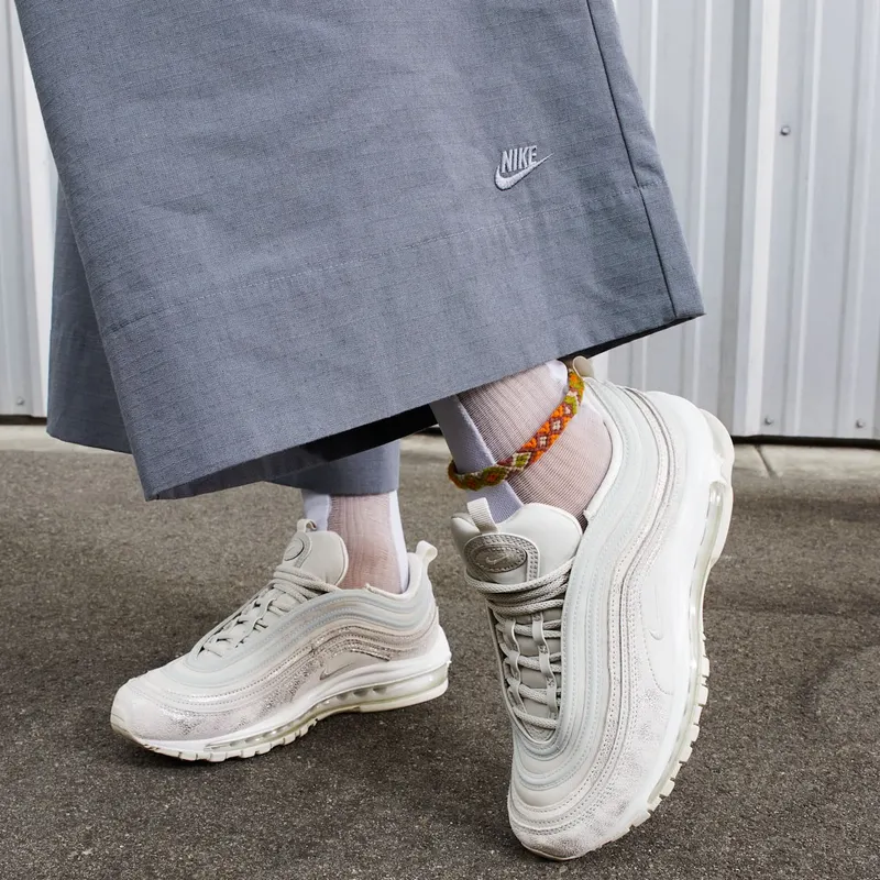 nike-air-max DX0137-002