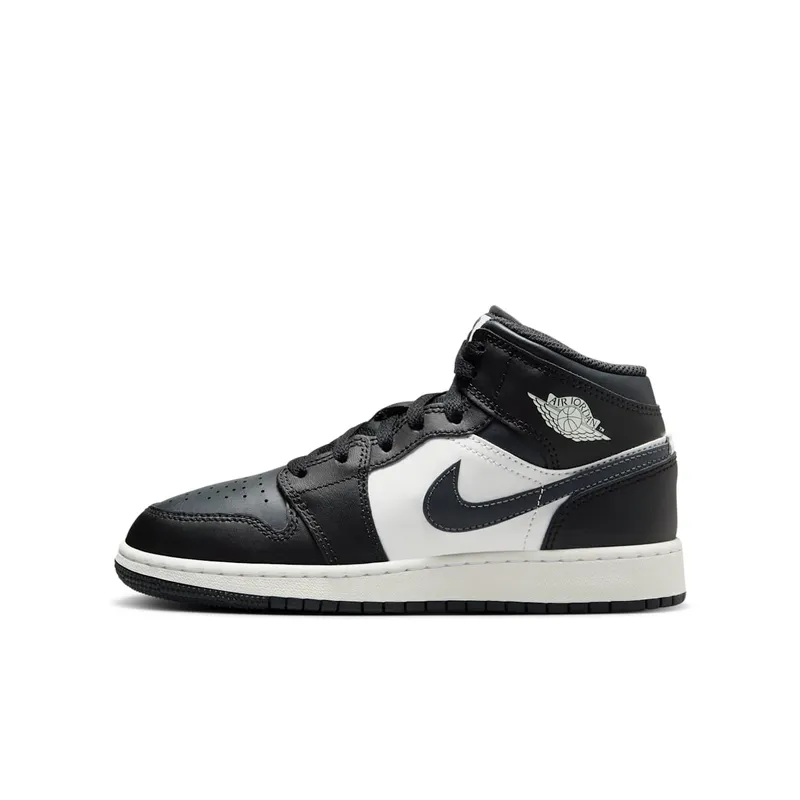Jordan 1 Mid GS “Off Noir Toe” (DQ8423-010)