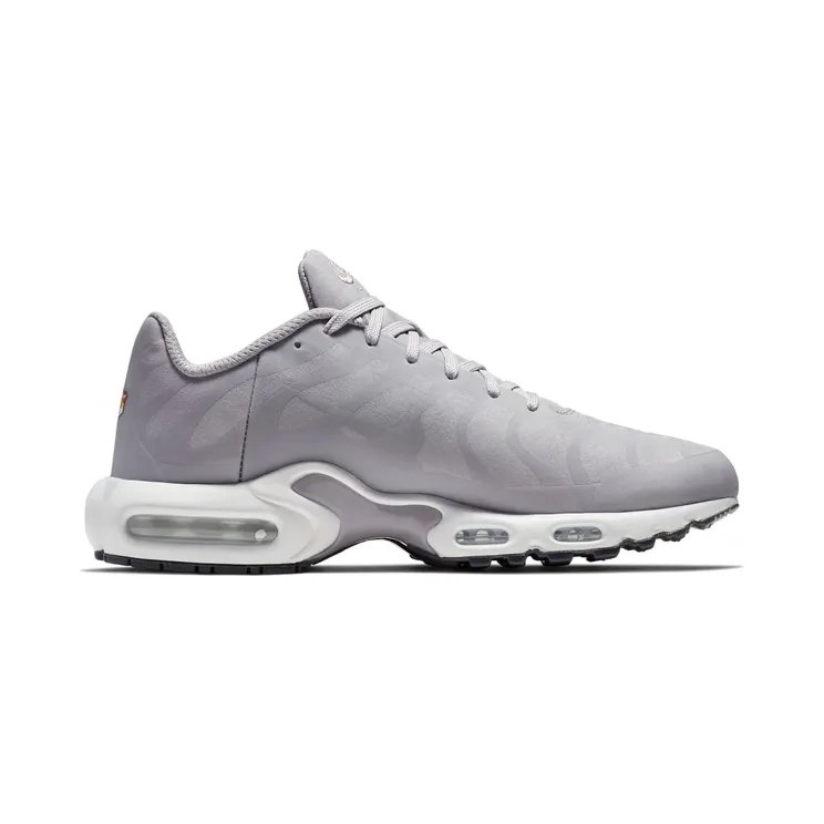 nike-air-max AJ7181-001