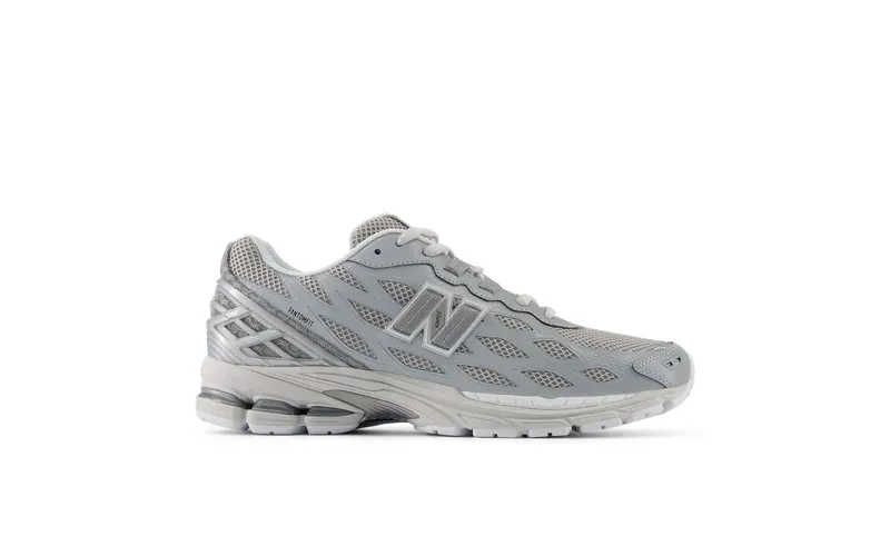 New Balance 1906W “Silver Metallic” (U1906WFE)