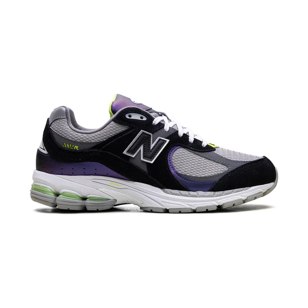 New Balance 2002R “DTLR – Purple Noir” (M2002RHI)