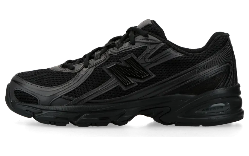 New Balance U740 “Black Cement”: zwart met stille diepte