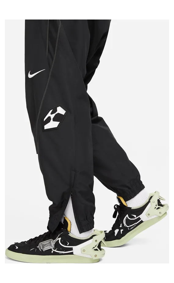 nike-sneaker CU0468-010