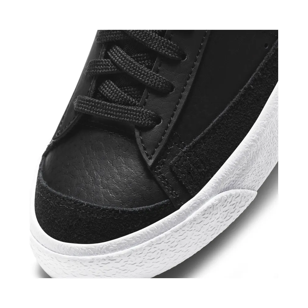 Nike Blazer Mid’ 77 Older Kids’ Black (DA4086-001)