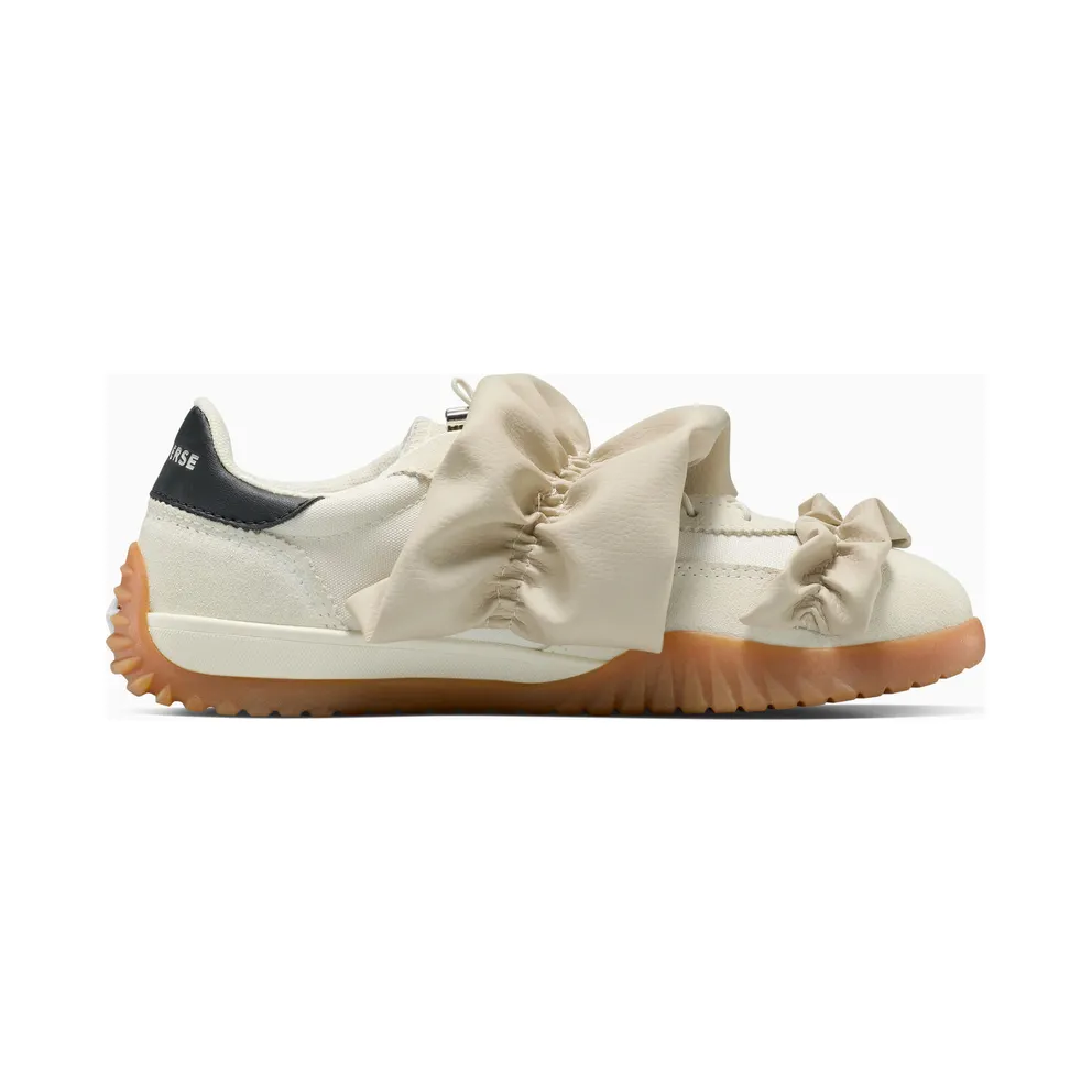 Converse Run Star Trainer Ruffle Egret Ruffles (A17732C)