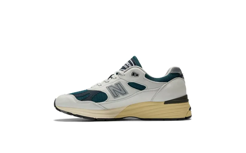 New Balance 991v2 “Made in UK – Total Eclipse” (U991TO2)