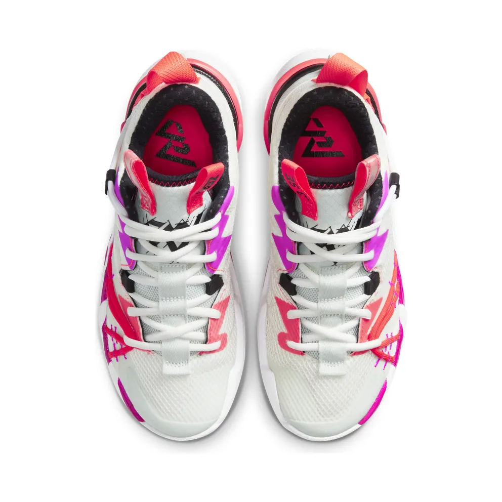 Jordan Why Not Zer0.3 SE Spruce Aura Flash Crimson (GS) Sail/Spruce Aura-Flash Crimson-Black (CN8107-101)