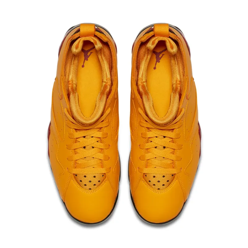 Jordan 7 Retro Low Taxi (AR4422 701)