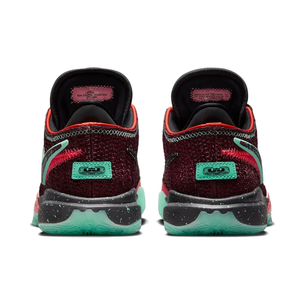 Nike LeBron 20 GS “Night Maroon” (FB8974-600)
