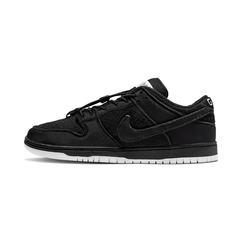 Nike SB x Gnarhunters Dunk Low Black (DH7756-010)