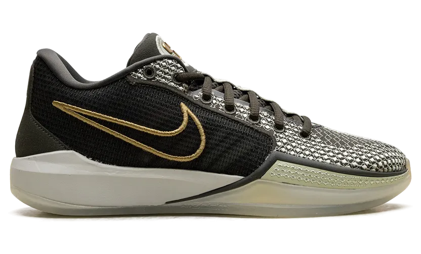 nike-sabrina-1 HF5517-302