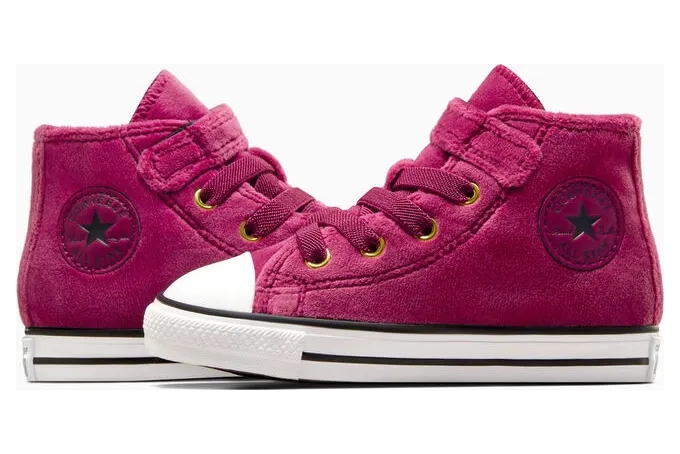 converse-chuck-taylor-all-star A05452C
