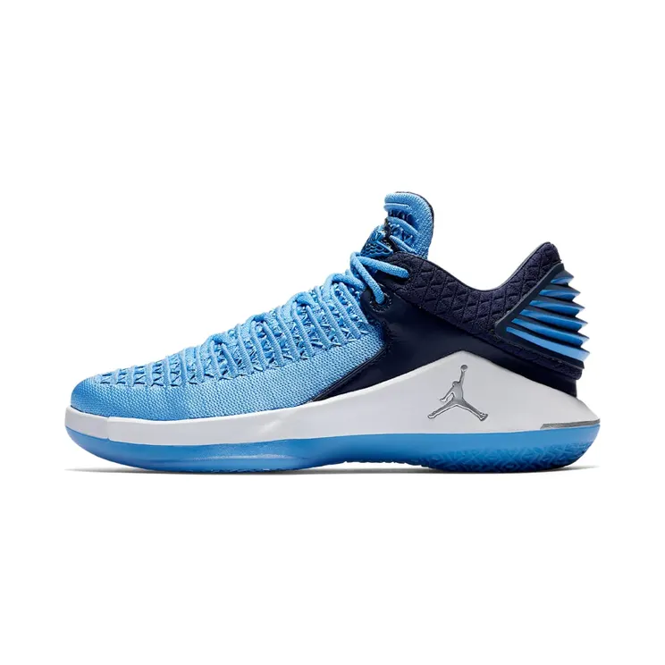 Jordan XXXII Low “University Blue / Black / White / Metallic Silver” (AA1257-401)