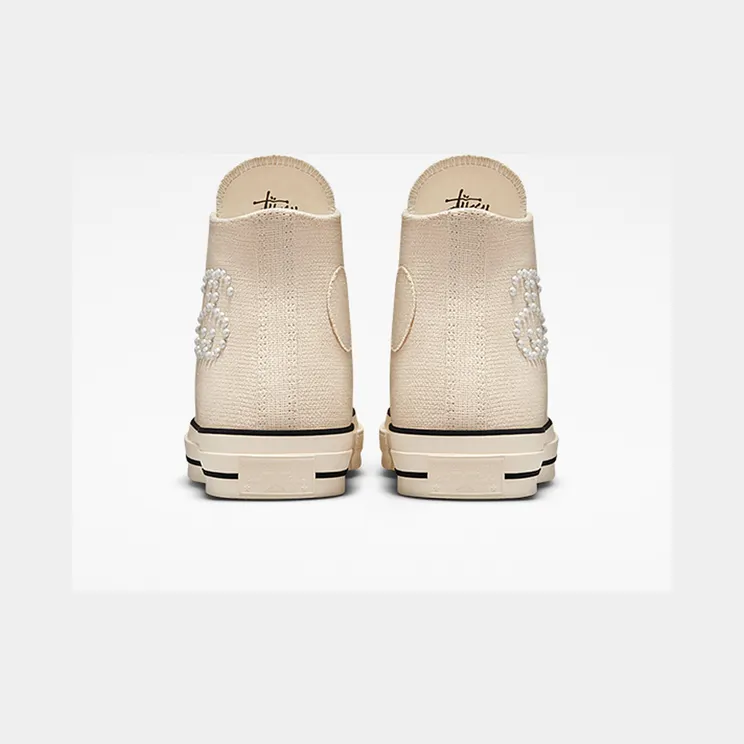 converse-chuck-taylor-all-star A02051C