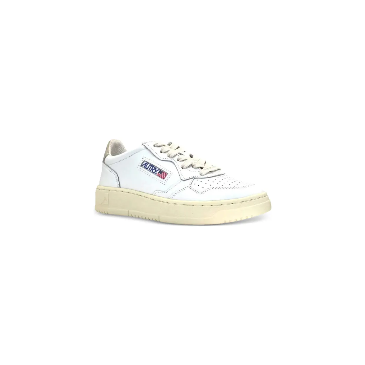 Autry Medalist Perforated Leather “White” (AULW LL27) (3)