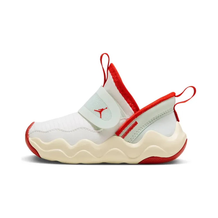 Jordan 23/7 Chinese New Year Ivory Barely Green Metallic Gold Challenge Red (DV3871-100)