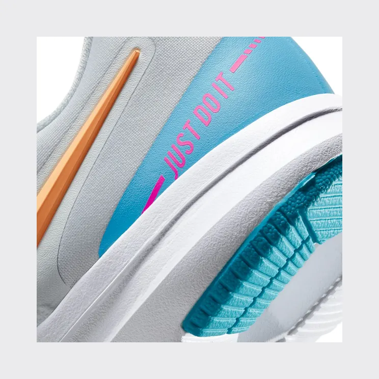 nike-air-force AA7773-004