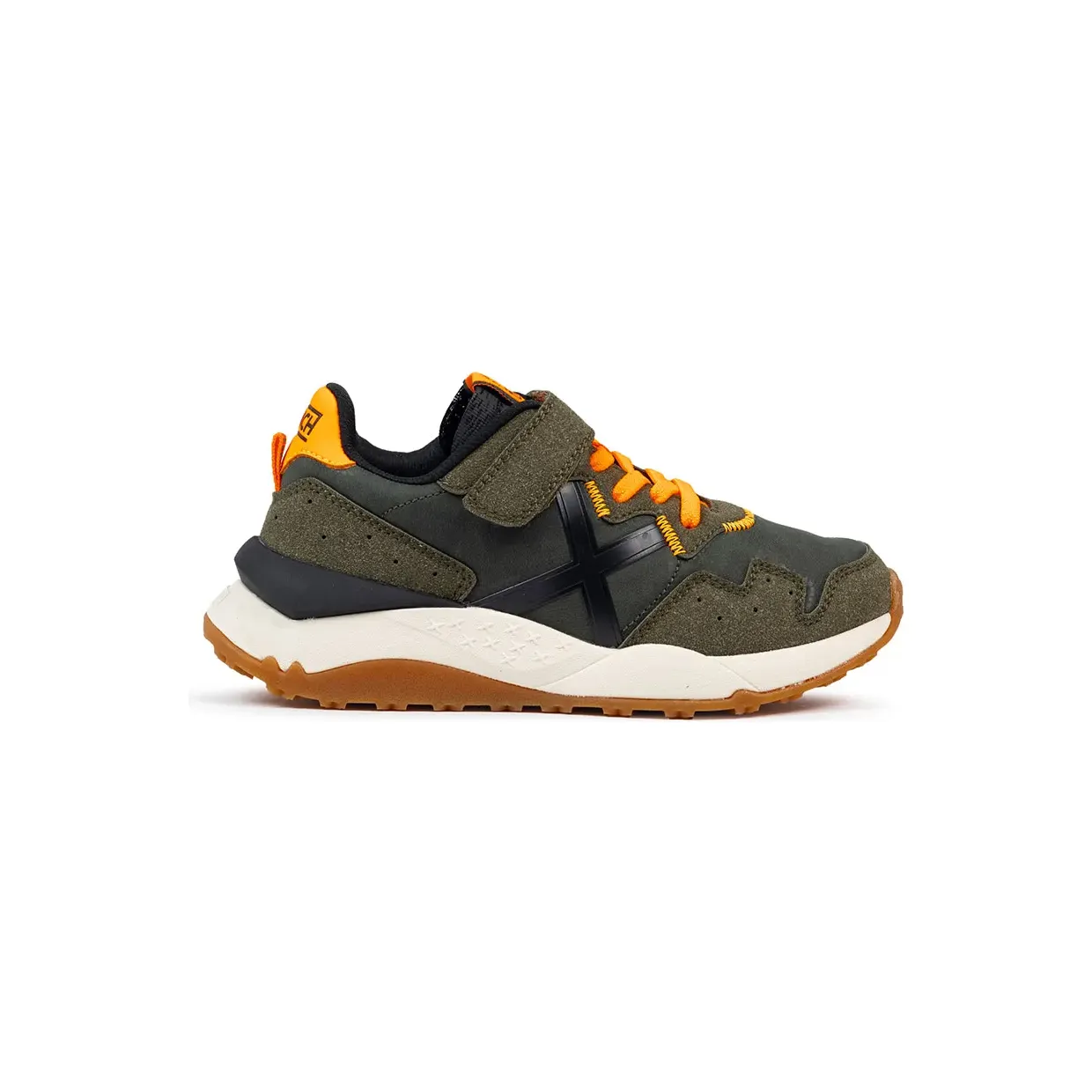 munich-sneaker 8945002