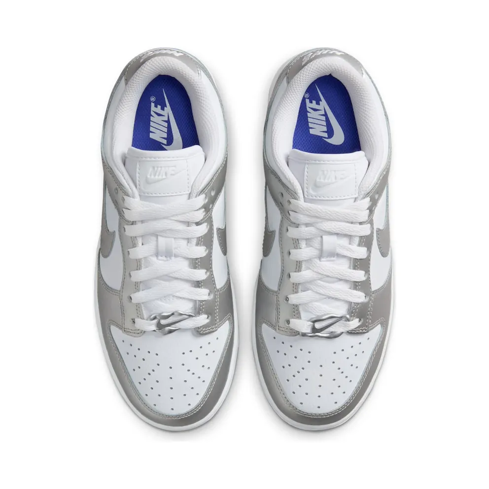 Nike DUNK LOW “Metallic Silver” (FV1311-100)
